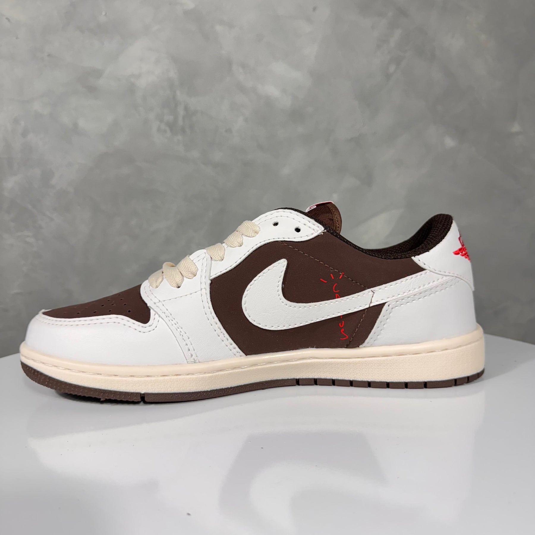 Tênis Masculino Travis Scott x Jordan Reverse Mocha Premium